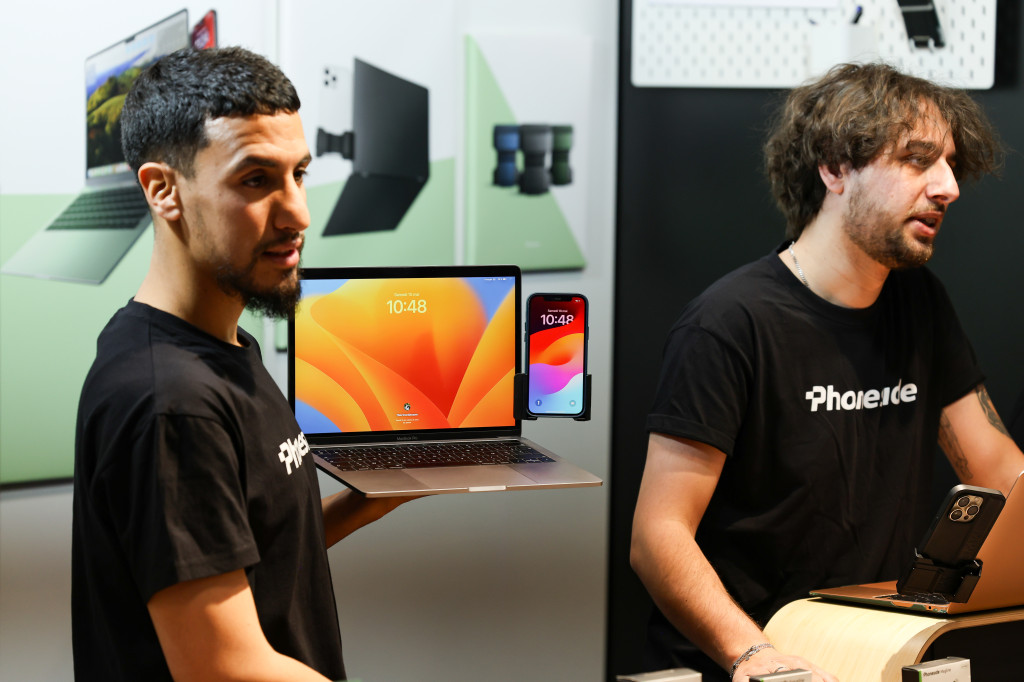 ©Nass M. - PHONESIDE 2 Foire de Paris 2025 91