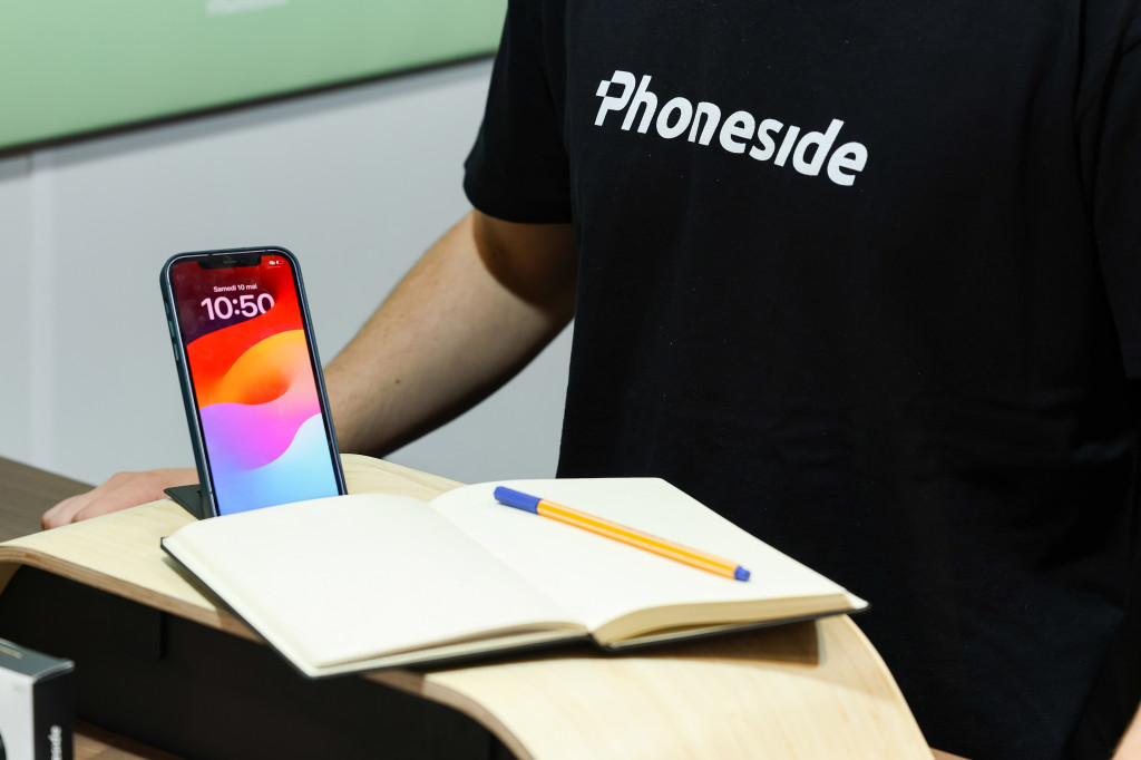 ©Nass M. - PHONESIDE 2 Foire de Paris 2025 93