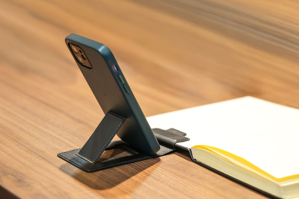 ©Nass-M.---Phoneside-Foire-de-Paris-2025-full-123vF