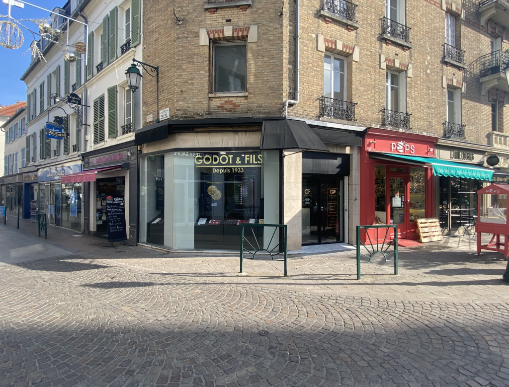 agence-godot-rueil-malmaison-exterieur