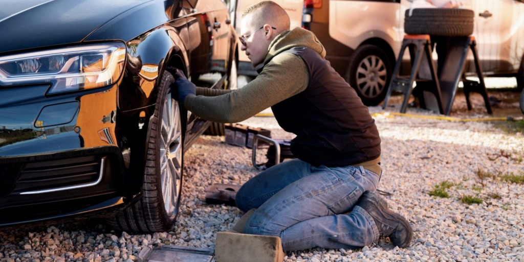 cropped-cropped-DSC_4204-1-scaled-1-1536x770