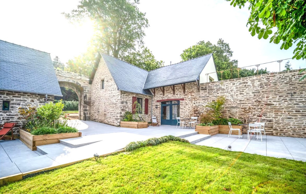 hero-430b6c17fab1c5ca2580ba3a5fd57adc1d43eddd7174993a6d2e7fe97274901b