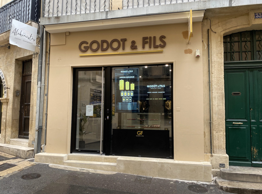 agence-godot-aix-en-provence-facade