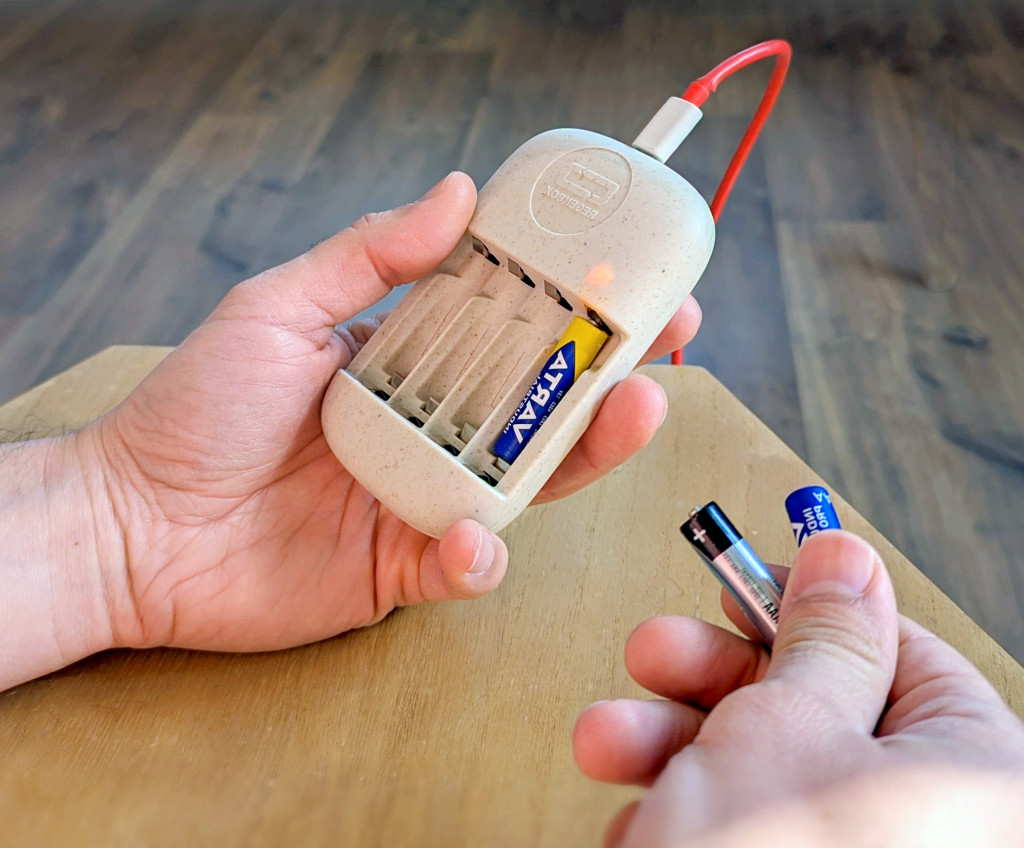 PXL_20250929_090554047.MP~2