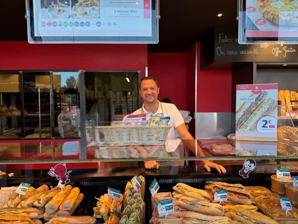 20251204143104-p1-document-ijgk