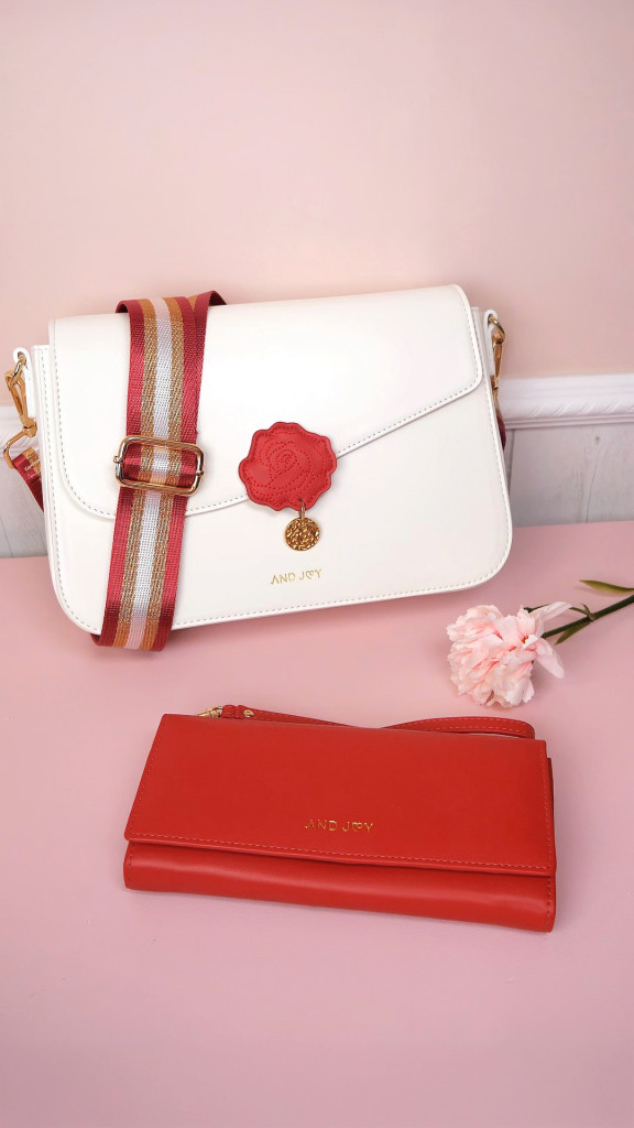 AMBIANCE_SAC_ET_PORTEFEUILLE_05_HD