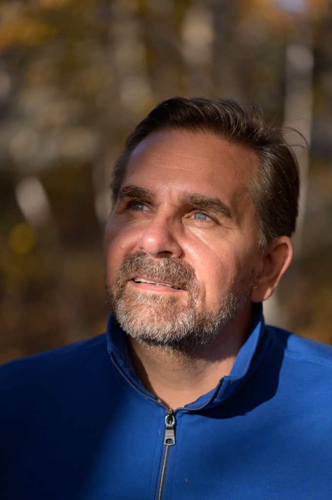 72461937_395202587826885_1013566557634166784_n-681x1024