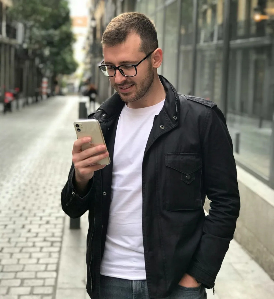 6718e842b392dc29ad115160_ed-pylypenko-7zcbtbI4E2o-unsplash-copie-p-1080