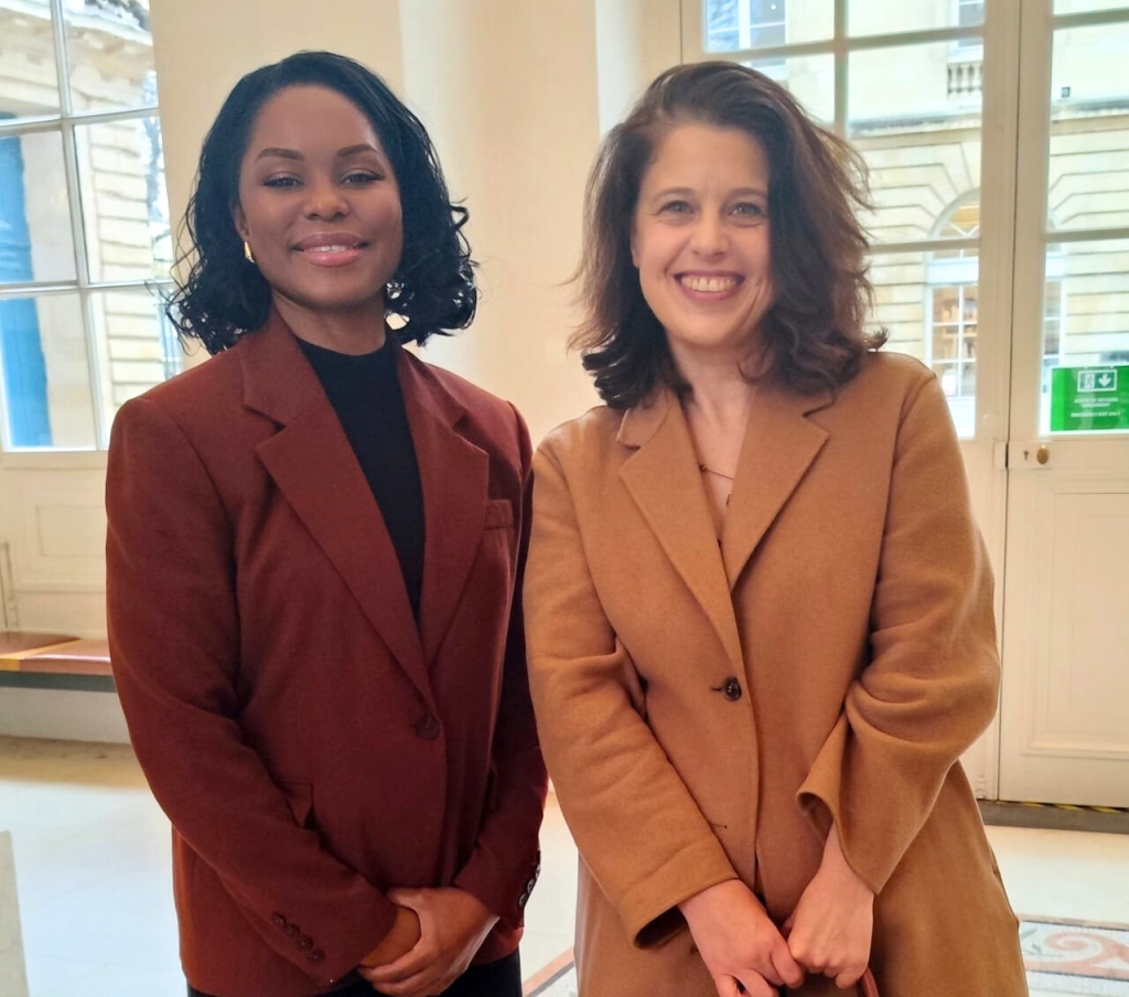 Laurence Akossi aux côtés d’Anne-Gaëlle Baudouin, directrice générale des Outre-mer au ministère des Outre-mer et préfète.